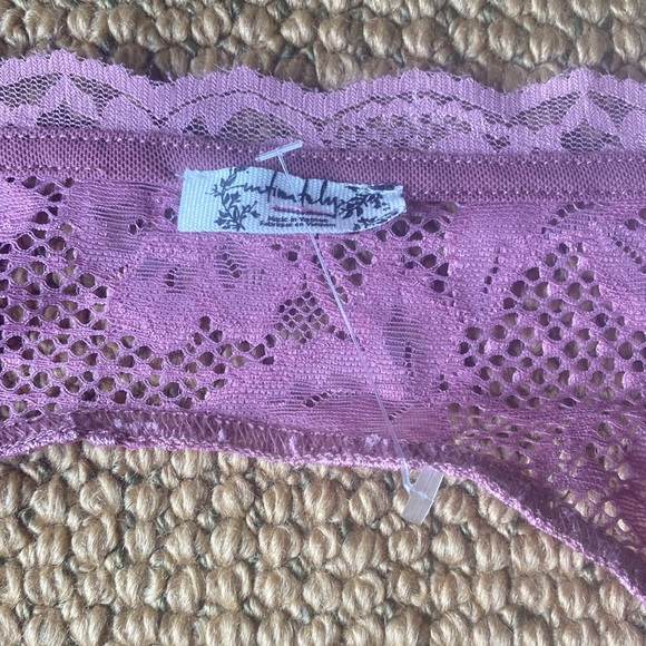 Free People Intimately Perfectly Fine Lace Long Sleeve Bodysuit NEW - Picture 9 of 13